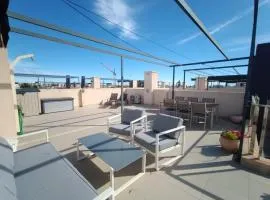 PMT30 - Family friendly - close to beach and shops
