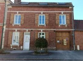 maison luxe orion aeroport tillé 2 a 4 personnes, Hotel in Tillé