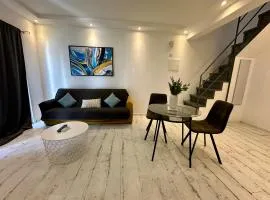 1-bedroom duplex 100m by the sea