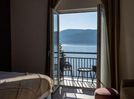 Boka Bay Residences, B&B in Herceg-Novi