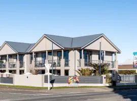 Nautilus Lodge Motel