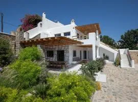 Acres Luxe, First Floor Haven & Ground Floor Retreat