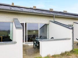 6 person holiday home in Blokhus, hotel v destinaci Brovst