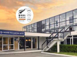 Grand Riccarton Hotel、クライストチャーチのホテル