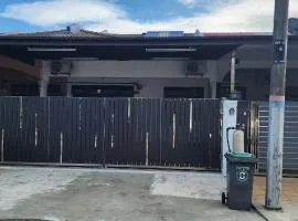 4 bedroom homestay @ Mersing