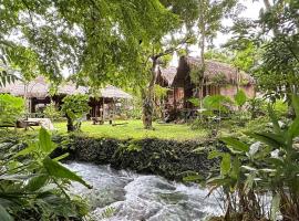 NaCo Lodge Homestay, hotel v destinaci Pu Luong
