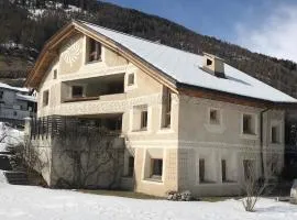 Apartment for 1-4 people Chasa Plazzöl