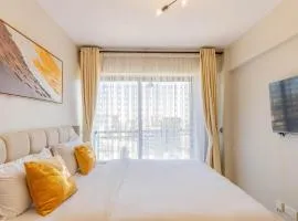 The Golden Nook -nyayo studio