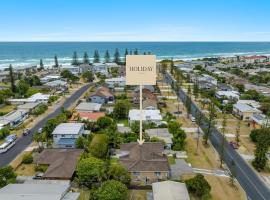 Seatown - Home away from home - Holiday Yamba, hotel a Yamba