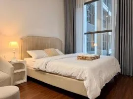 A Quiet Stay - Elegant