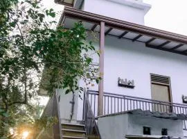 Dunitha Villa - Surrounded by Greenery
