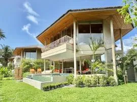 Villa Dana - 2BR Sea View and 1 Studio Room