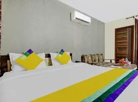 Hotel King Palace Near CP 67 Mall Airport Road Mohali