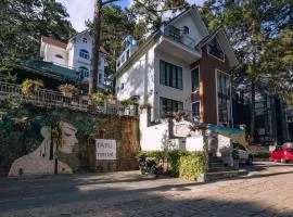 Faru Pine Woods Villa