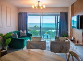 Precious Paradise Beach Condo, hotel em Amanzimtoti