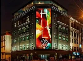The Hulo Hotel & Gallery
