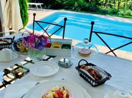 Relais Torre Dei Torti - Luxury Bed and Breakfast