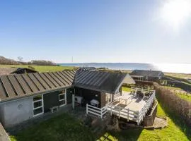 Lovely Holiday Home With Sea View