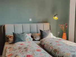 Dorfplatz Suite mit Weitblick, ganz neu und unfassbar gemütlich 10 min von Rothenburg ob der Tauber
