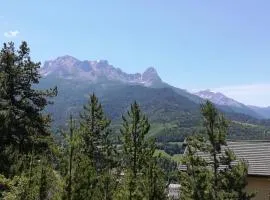 App vue montagne Barcelonnette proche piscine rando rivière nature