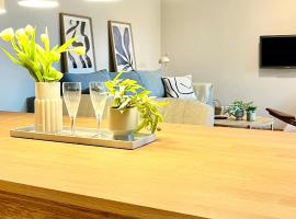 Top Lage, Familienfreundlich mit Garten & Parkplatz - bis zu 6 Pers - Family & Friends LODGE, cabin in Grömitz