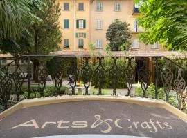 Arts & Crafts Luxury Suites