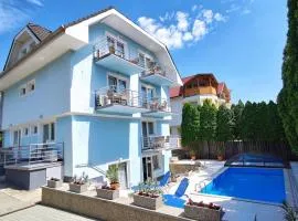 Kék Mediterran Apartman Ház