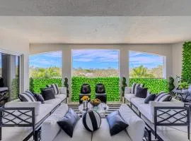 Luxury Penthouse near Beach