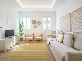 Ocean Deluxe Apt w AC, by TimeCooler