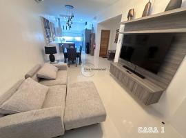 Casa 1 by Casa Greenwood, hotel a Tarlac