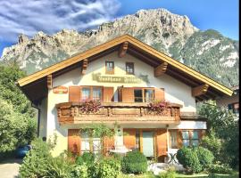Fewo Fips, hotel in Mittenwald