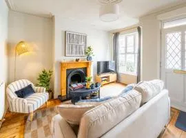 Swift Host - Golden Triangle 2 bed - Garden - Parking
