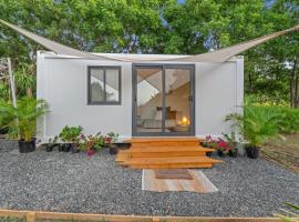 Green Cottage #1 Pitahaya, ξενοδοχείο σε Cabo Rojo