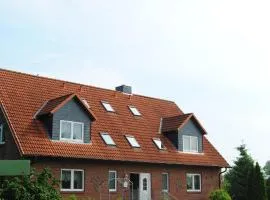 Ferienwohnung In Beliebtem Gästehaus Mit Fahrradverleih In Ländlicher Gegend