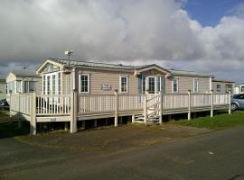 The Wolds Vogue II 6 Berth Central Heated, ξενοδοχείο σε Ingoldmells