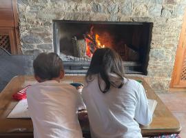 Casa Las Vacas, Aracena、アラセナのホテル