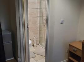 En suite bedrooms, Heaton, Newcastle