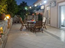 Casa Anthea 3 bedroom apartment with Garden