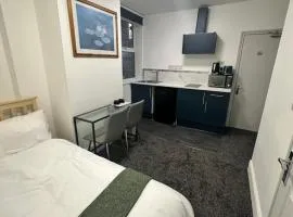 Room 5 NG3 2AZ