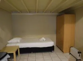 Room in Apartment - Condo Gardens Leuven - Student Flat Semiduplex