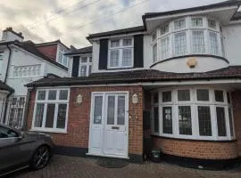 Gordon Avenue Guest House HA7 London