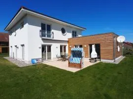 Ferienvilla In Hohenkirchen Mit Privatem Pool Birdieweg 11A