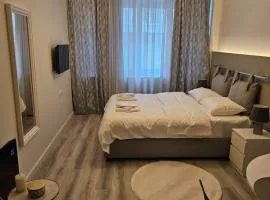 TRISAP Luxury Suites T Suite