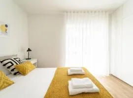 Forum Apartments II by House and People