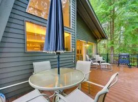 Harstine Island Cabin with Fire Pit Walk to Beach!