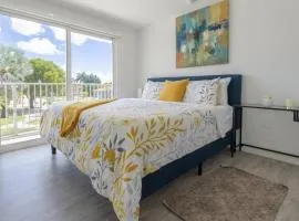3BR Townhouse, Miami and the Keys