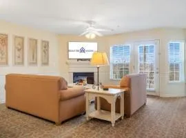 Lake Access-Spacious Condo-Free Attraction Tickets-Deck Area