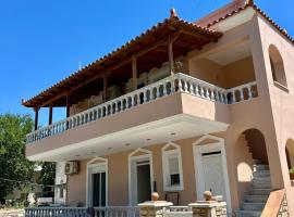 Komi's Pink Paradise 1, Hotel in Kómi