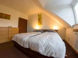 Bright Apartment with HomeGym