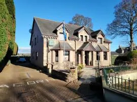 River Ness Rooms & Bothy